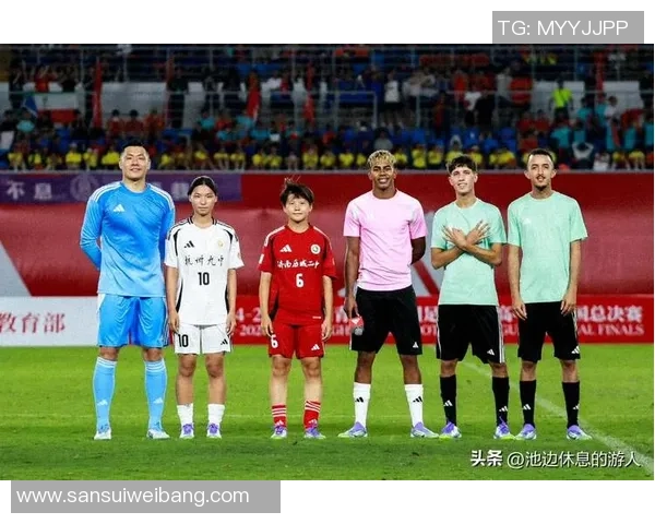 上海足球队团队协作能力显著提升创新高排名引发广泛关注与期待